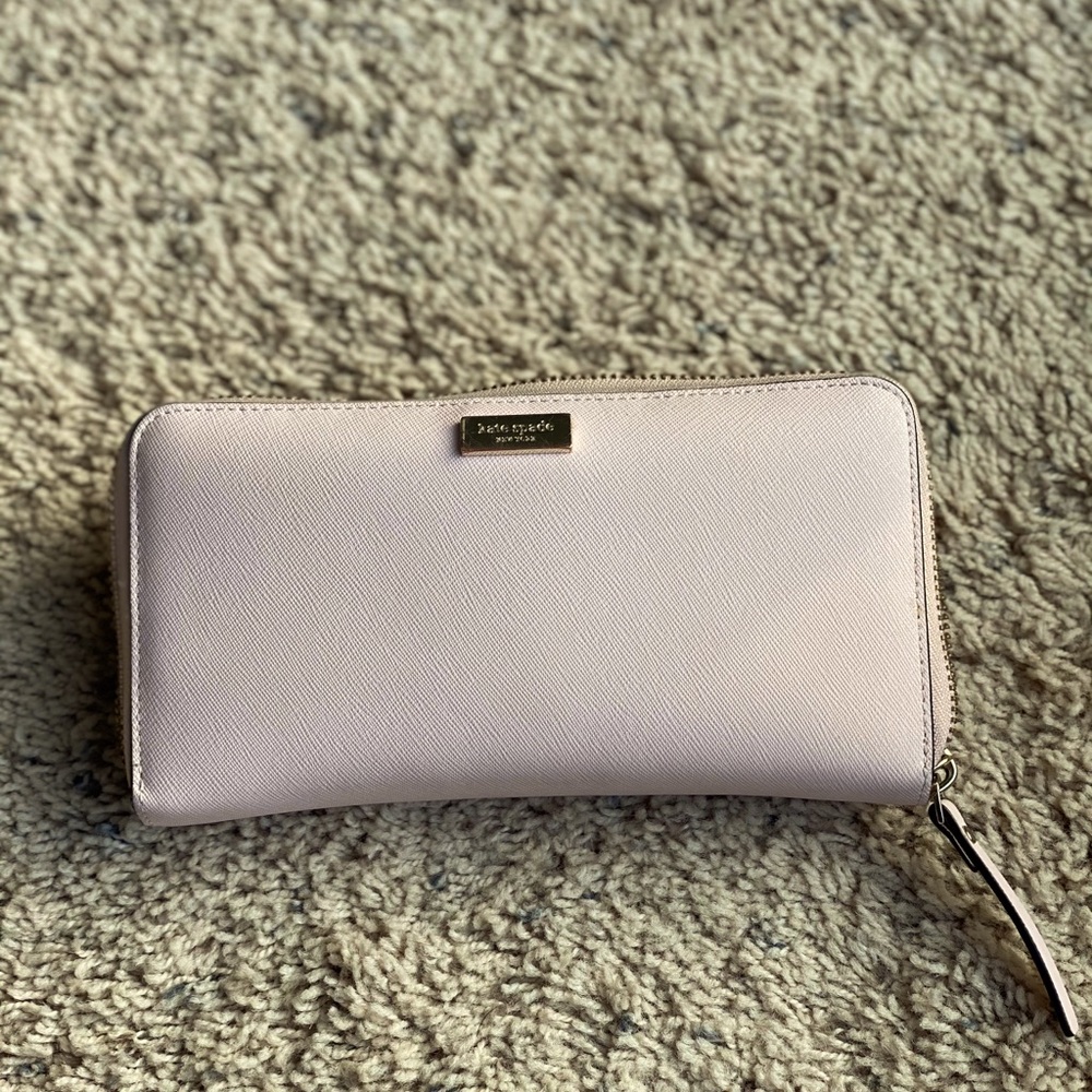 Kate Spade Zip Around Wallet